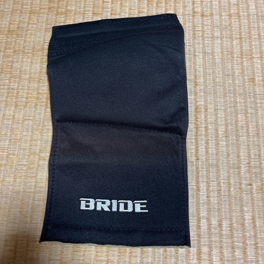 Bride Side Pouch